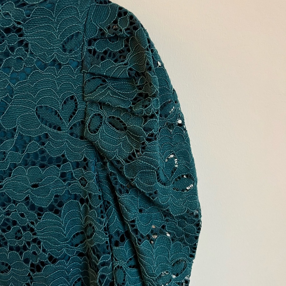 Adrianna Papell Emerald Green Lace Top - Picture 3 of 7